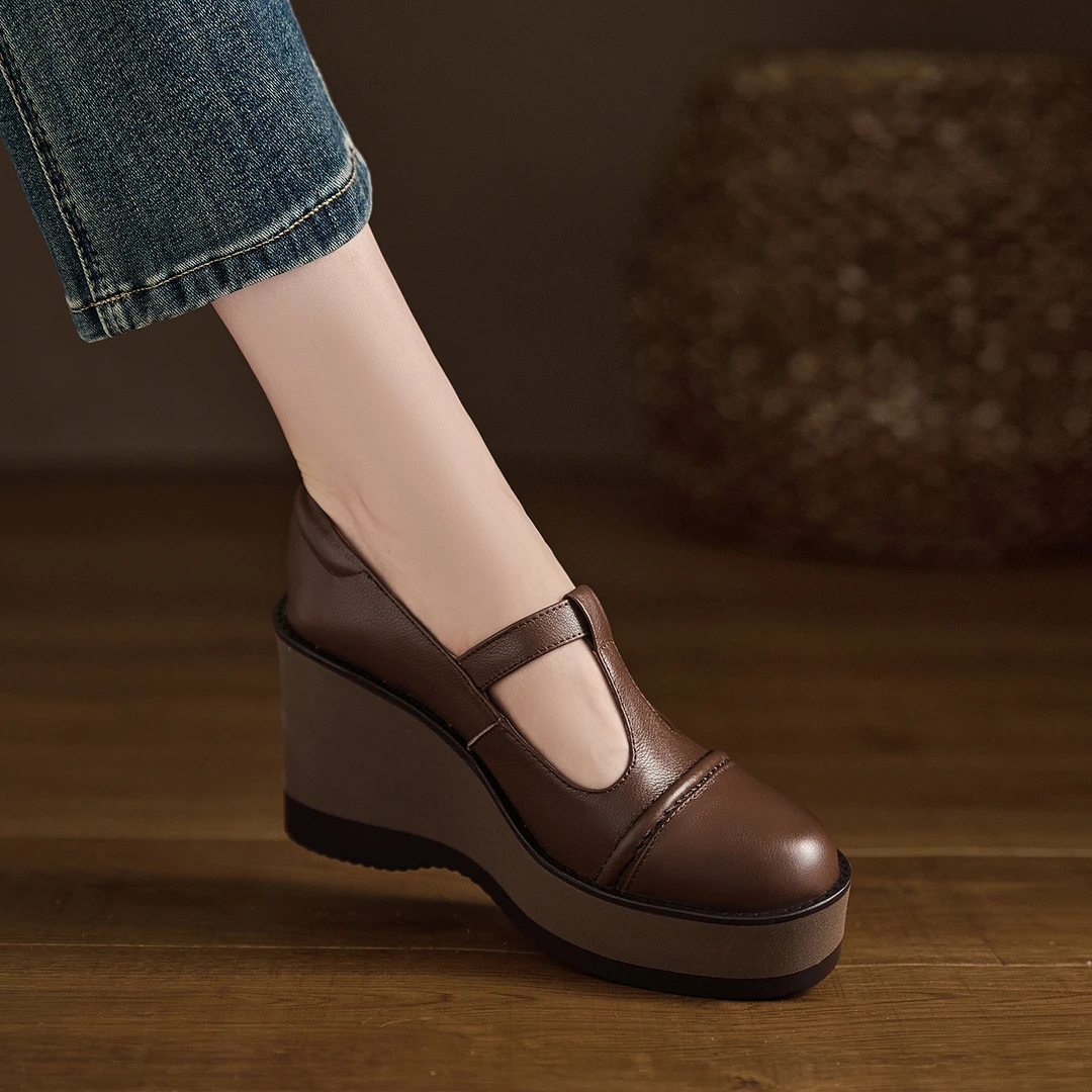 小个子增高9cm~坡跟玛丽珍鞋新款真皮圆头丁字扣单鞋女职业小皮鞋