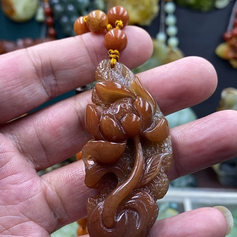【闪购商品】未镶嵌岫玉吊坠手工雕刻