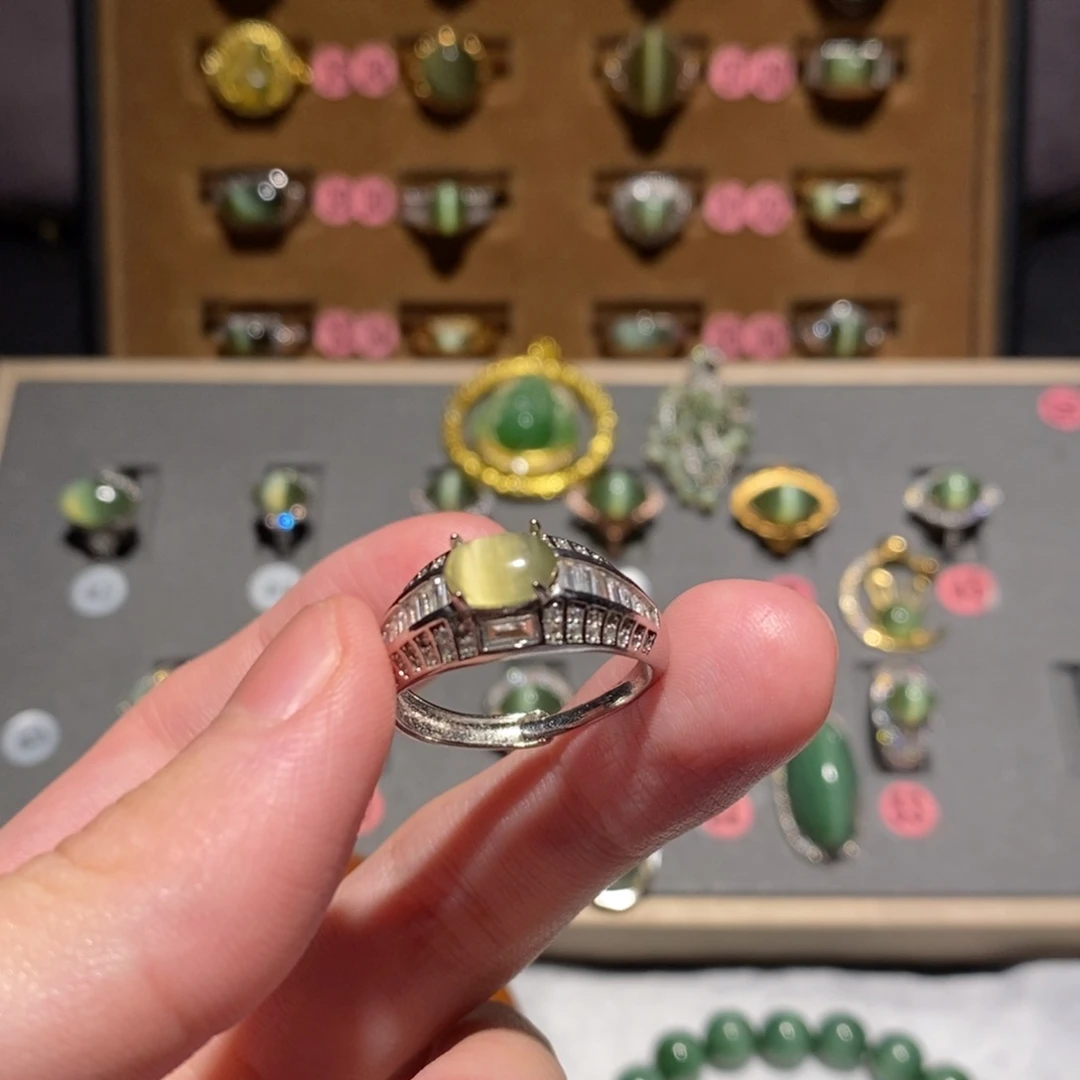 和田玉未镶嵌戒指