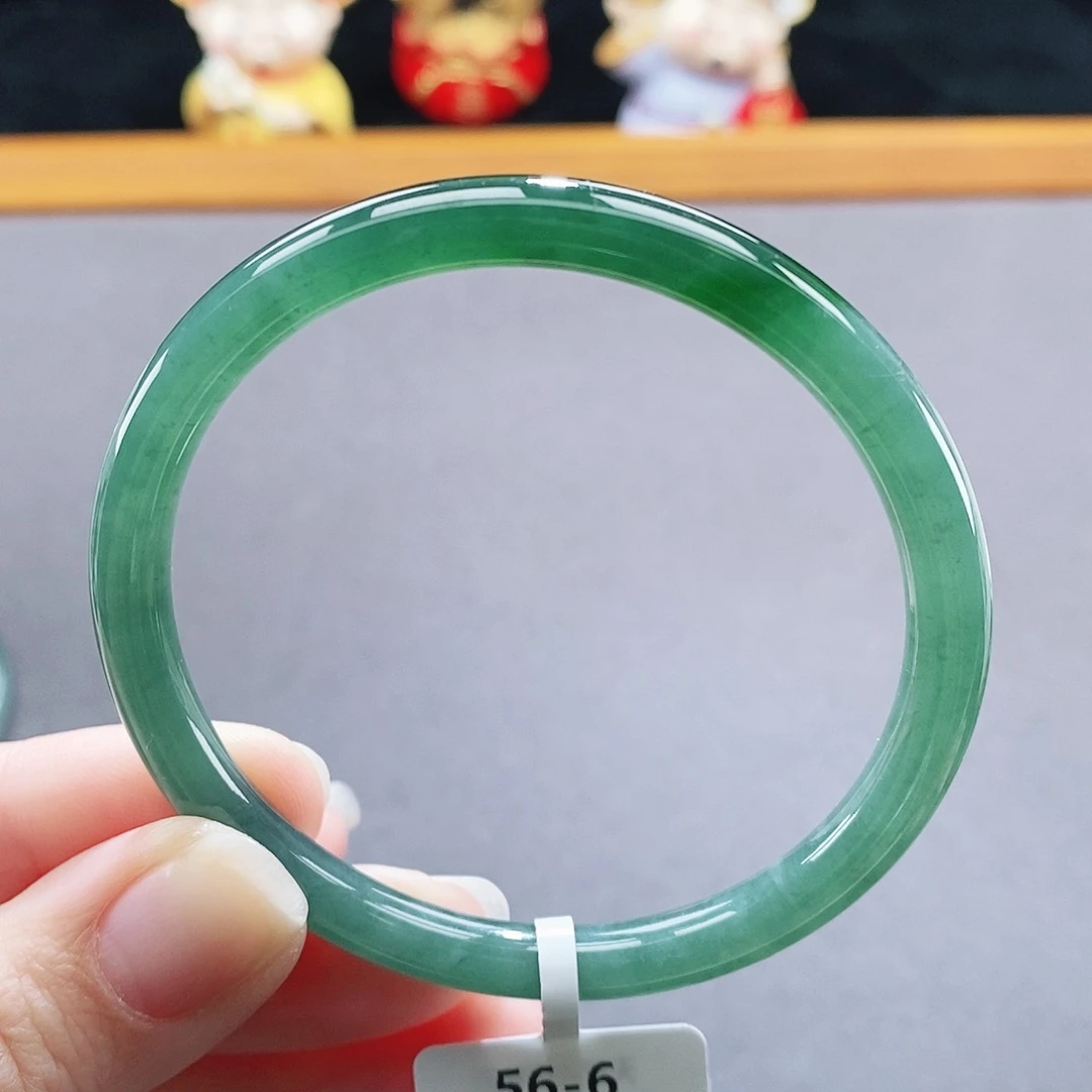 翡翠未镶嵌手镯87