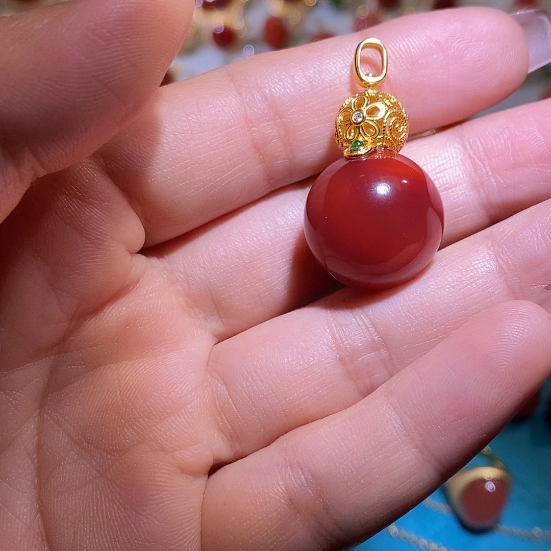 南红玛瑙18K金镶嵌吊坠(不含链)