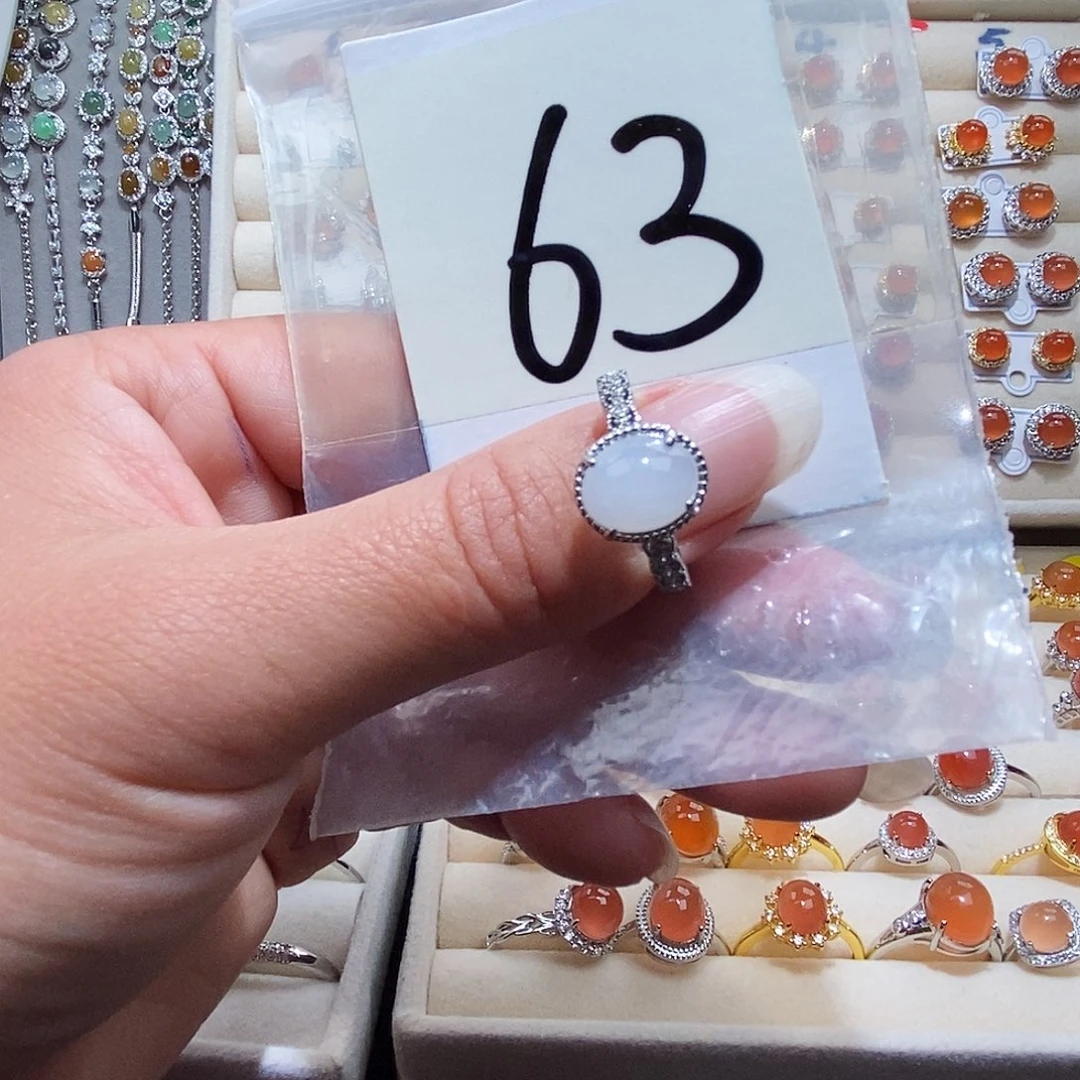 翡翠未镶嵌戒指缅甸