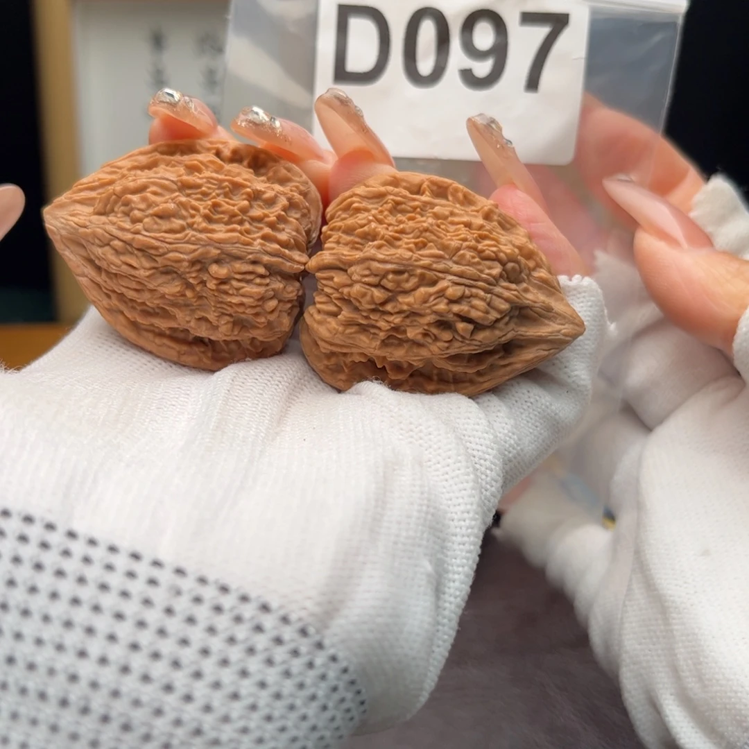 把件文玩核桃36塔尖d097
