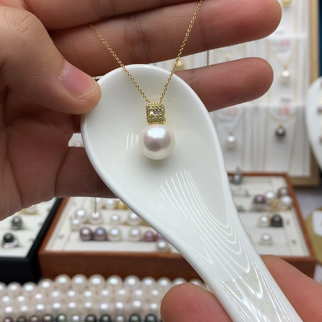 淡水珍珠吊坠(赠链)银S925镶嵌