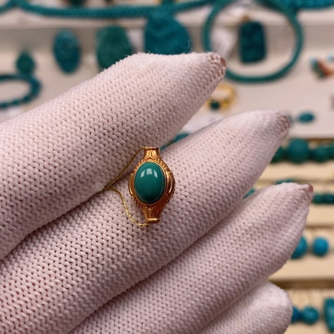 未镶嵌绿松石珠宝奇石