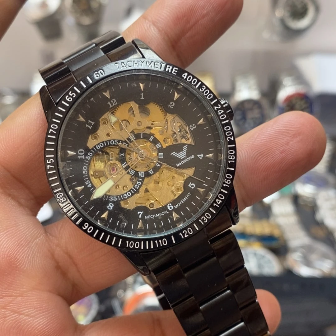 自动机械机芯锻造碳钢全自动机械手表一只