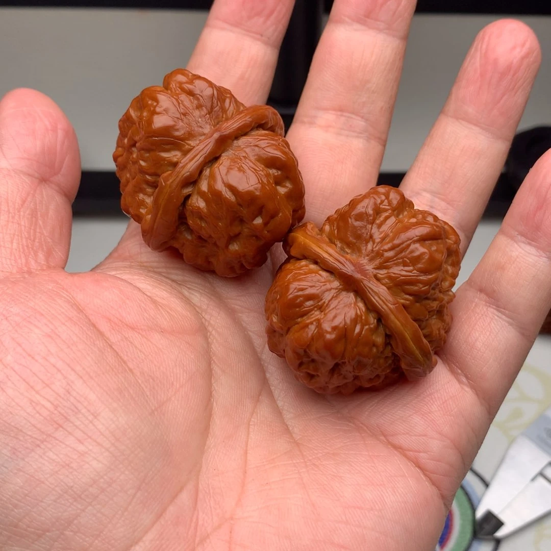 文玩核桃把件?***?蛤蟆头红