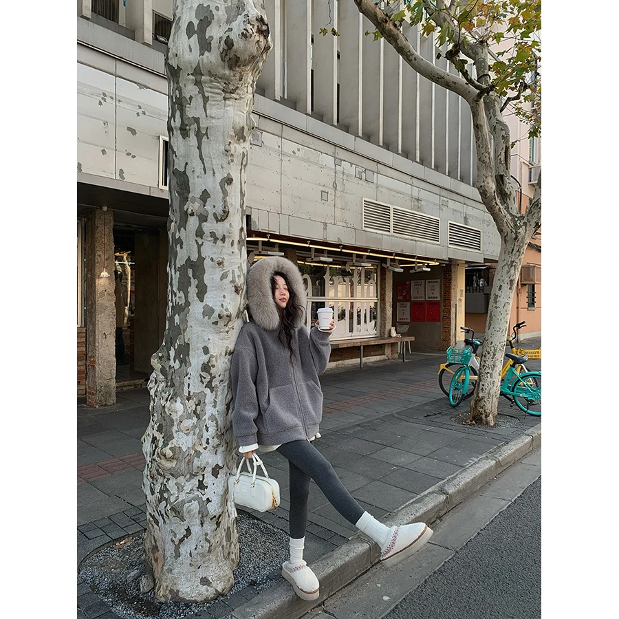 张贝贝 暮色暖冬 加绒加厚 超大狐狸毛保暖外套