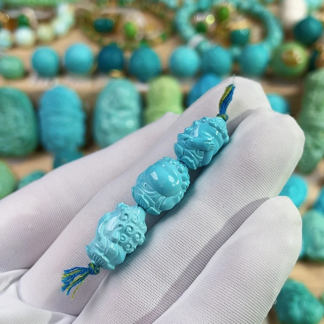 绿松石未镶嵌珠宝奇石