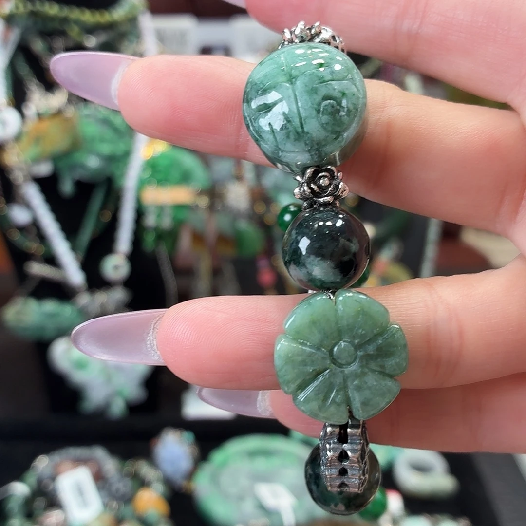 翡翠未镶嵌耳饰手串