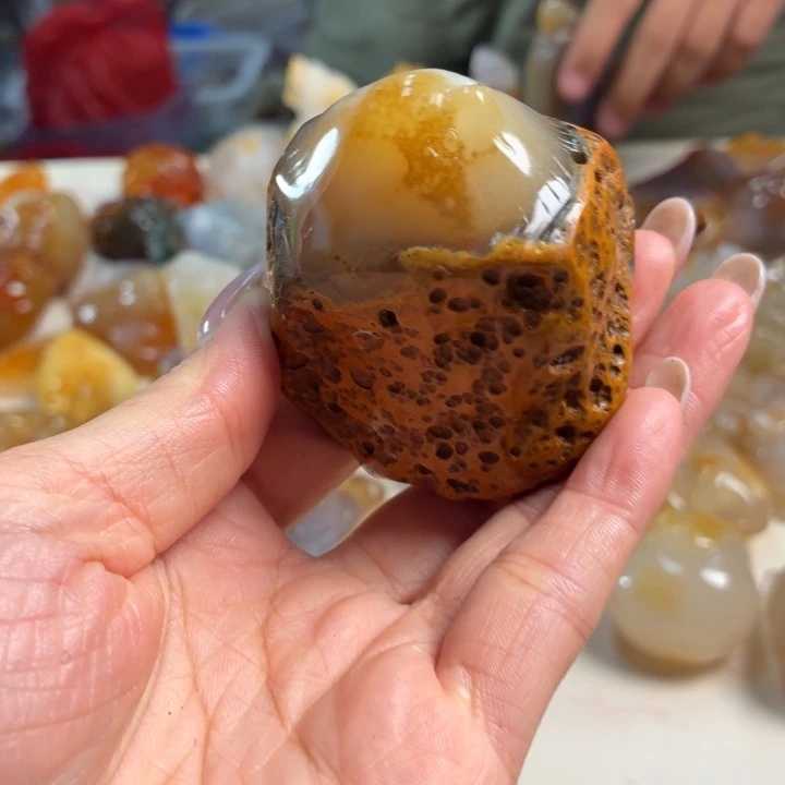 未镶嵌颈饰玛瑙/玉髓