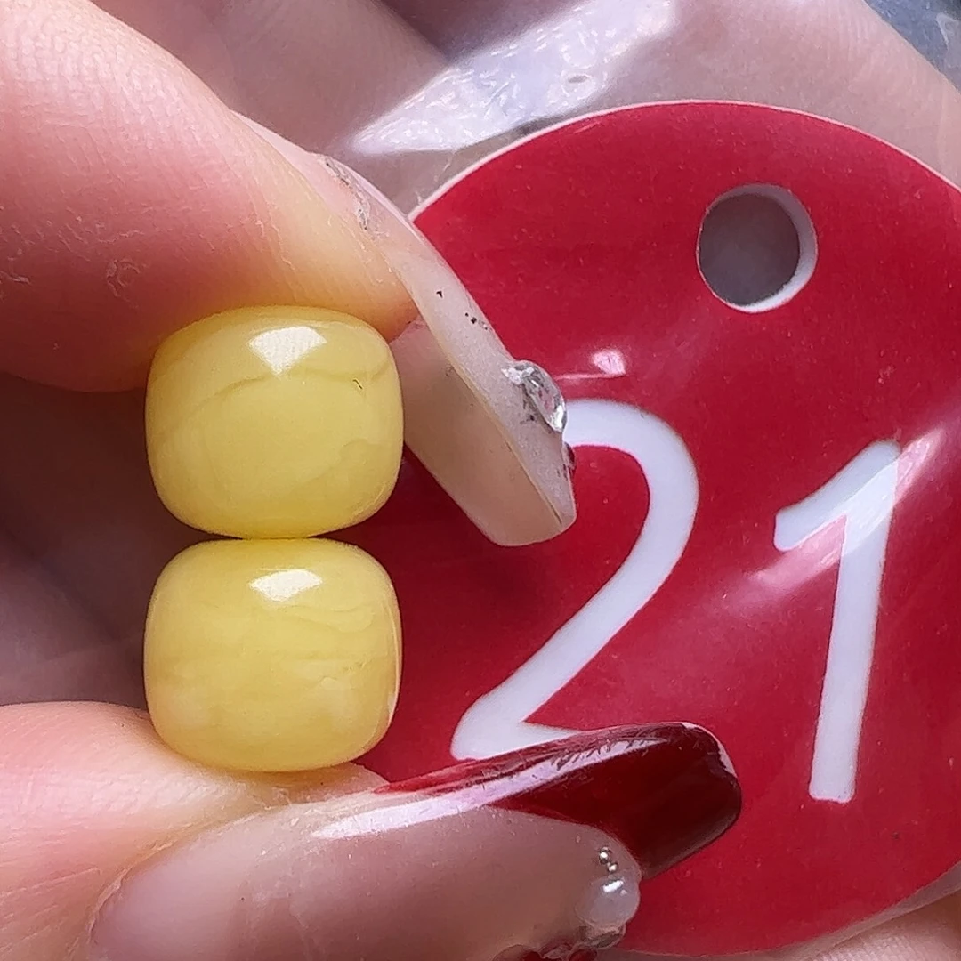 裸石蜜蜡未镶嵌8.5mm鸡油黄老型