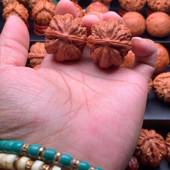 把件桃核野生小手捻