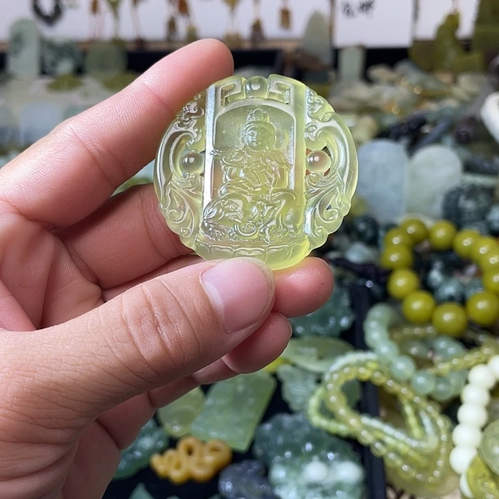 未镶嵌蛇纹石玉颈饰