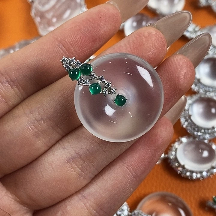 石英质玉银S925镶嵌颈饰