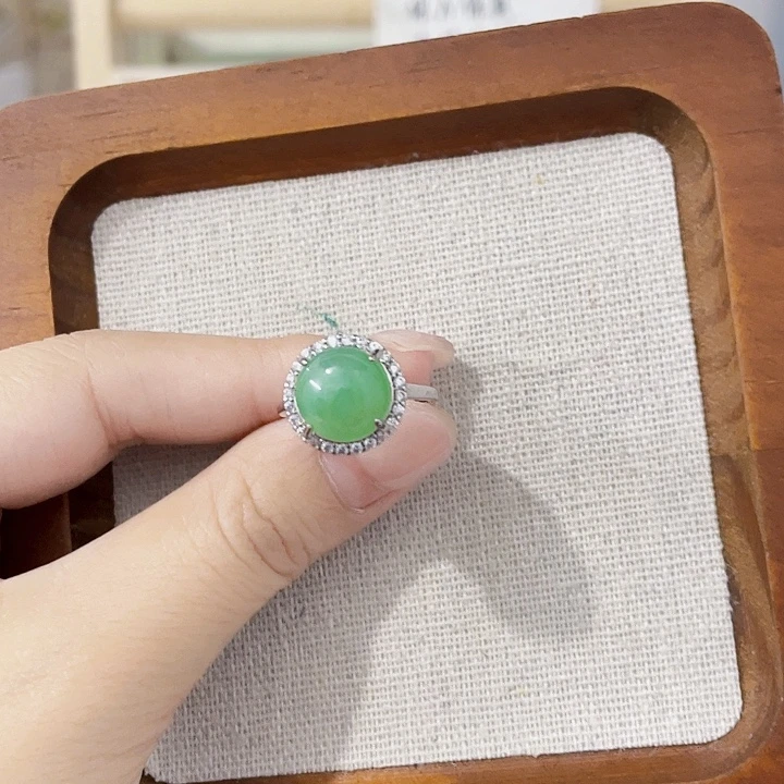 翡翠未镶嵌颈饰天然翡翠Ａ货