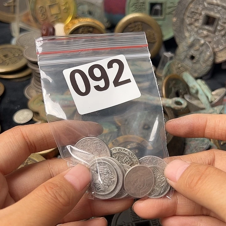 荔***猫铜复古文创工艺品