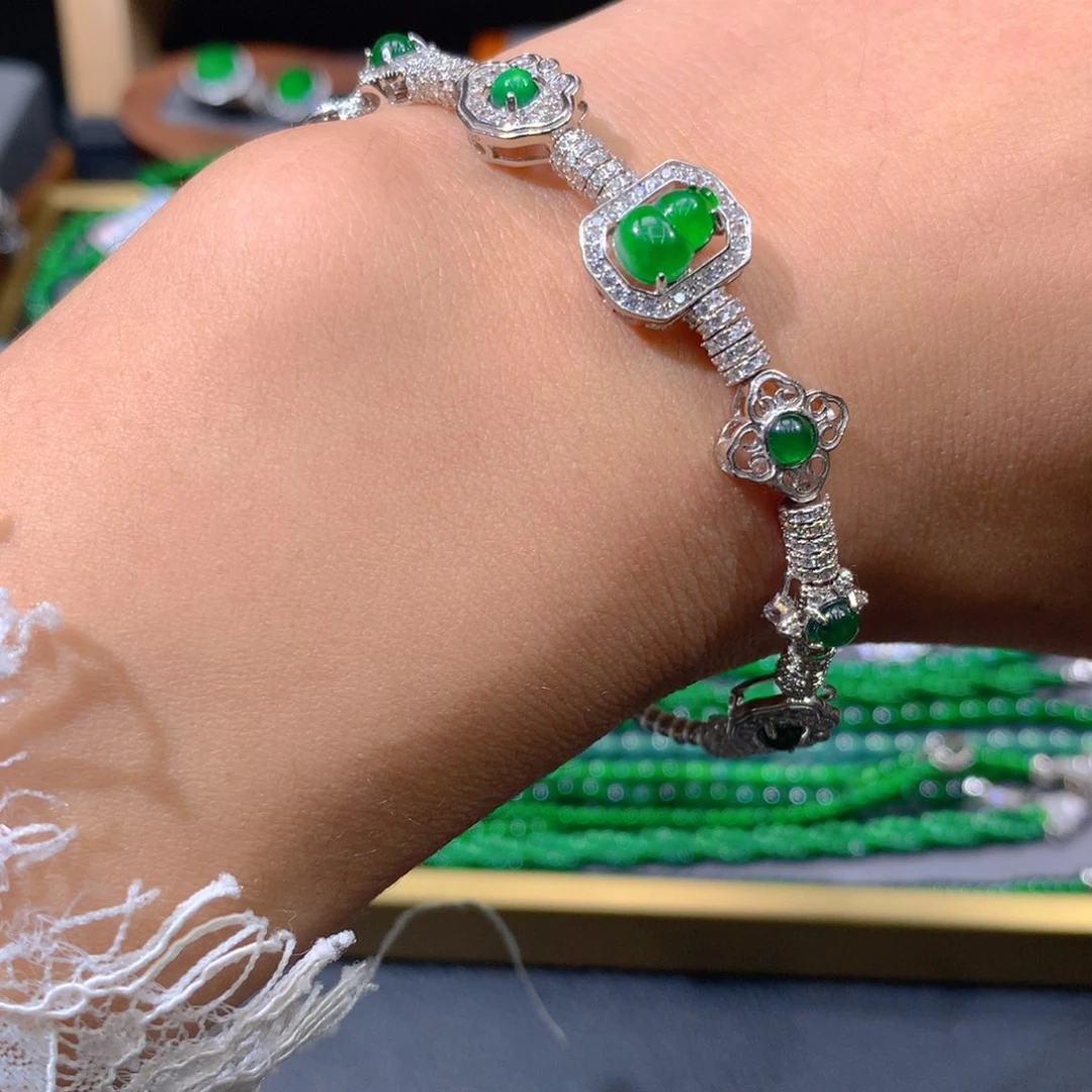 翡翠戒指未镶嵌天然翡翠