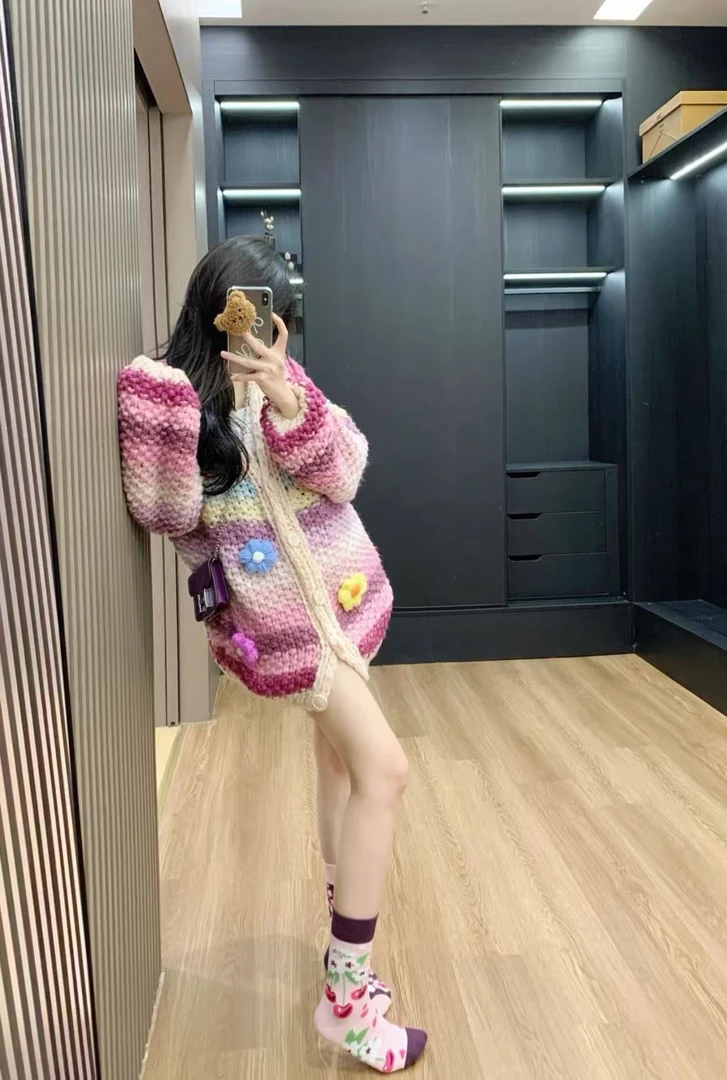 2025秋季新款韩系毛衣慵懒高级感小个子立体花针织开衫巨好看的=