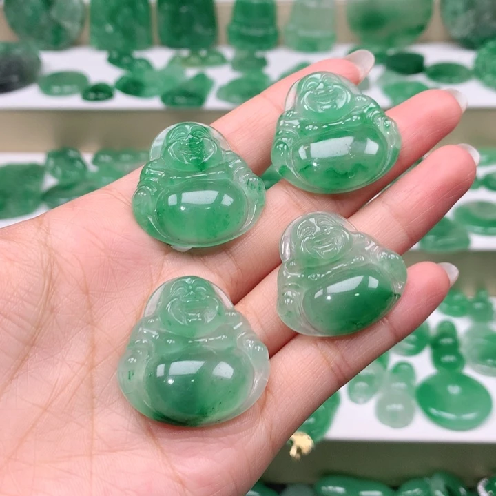 颈饰未镶嵌石英质玉荣**龙