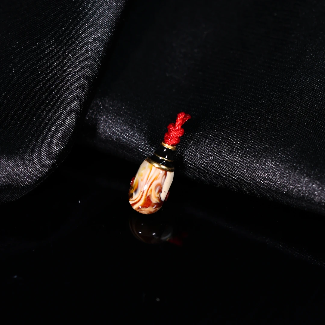 BF061  18K金塔彩沁溶洞拉丝妖蜜蜡三通时尚轻奢百搭文玩配饰