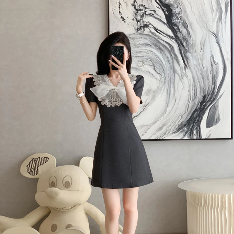 2025夏季新款法式千金蝴蝶结蕾丝花边领连衣裙女显瘦减龄收腰短裙