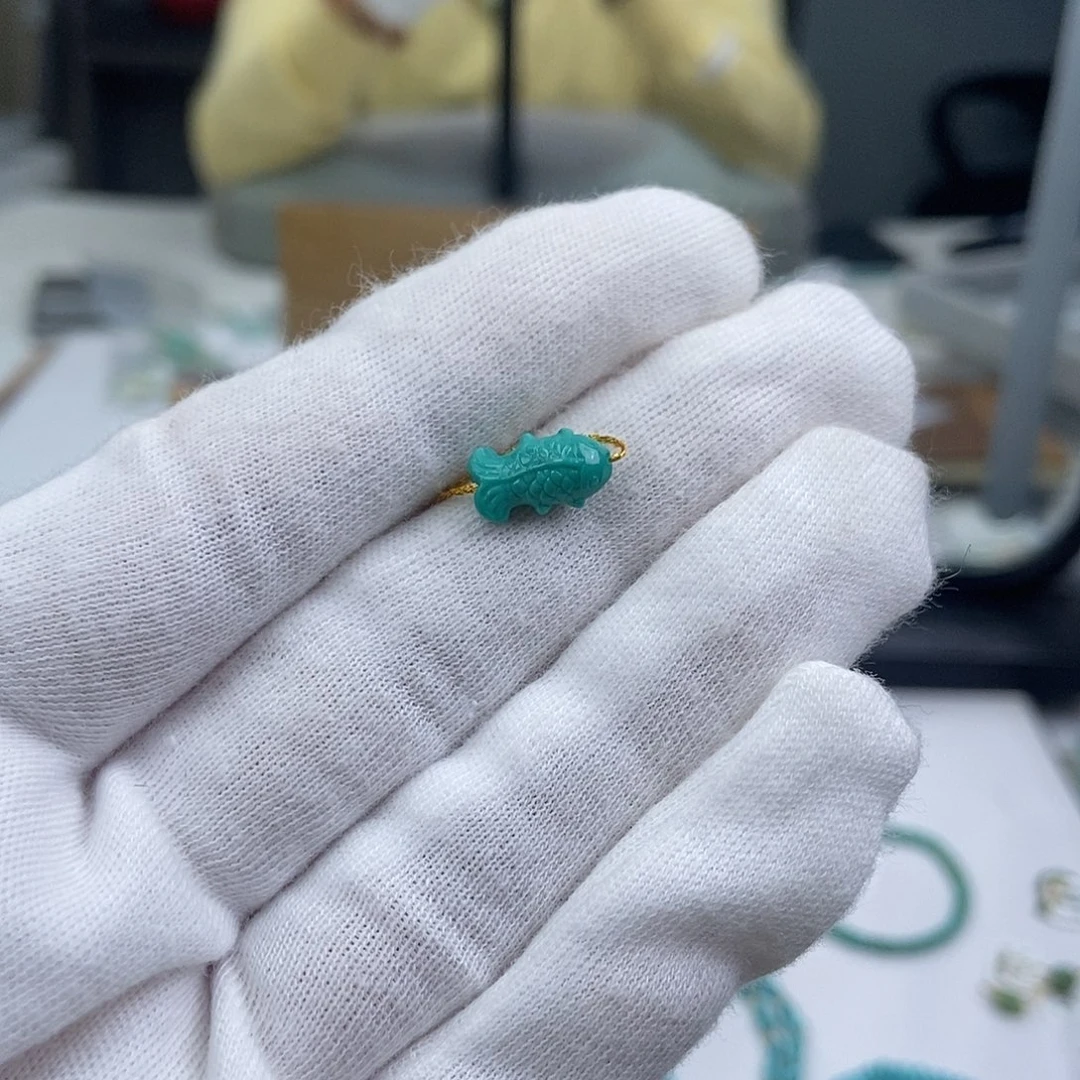 绿松石未镶嵌珠宝奇石