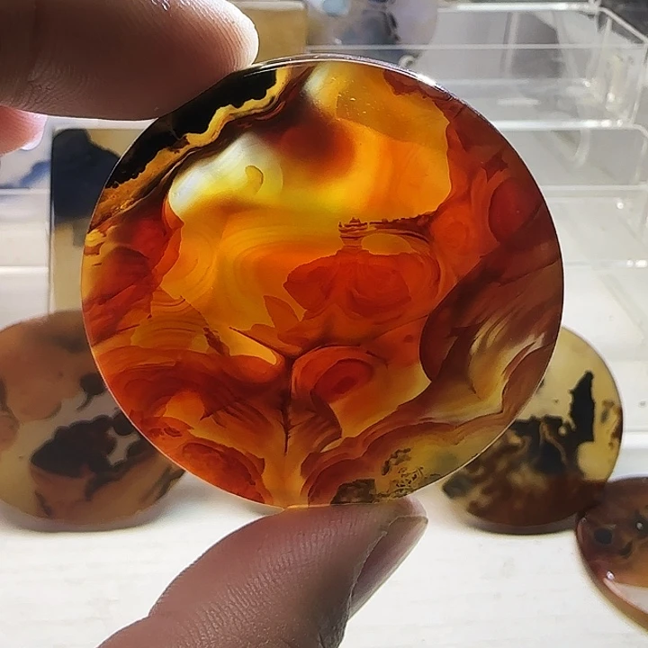 玛瑙/玉髓未镶嵌珠宝奇石