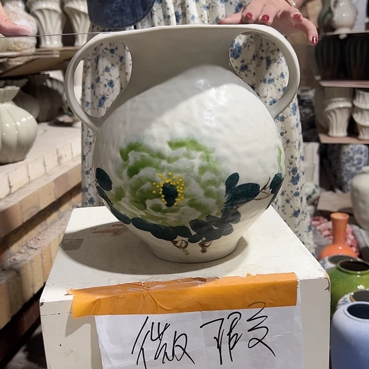 景德镇陶瓷花瓶微瑕介意勿拍