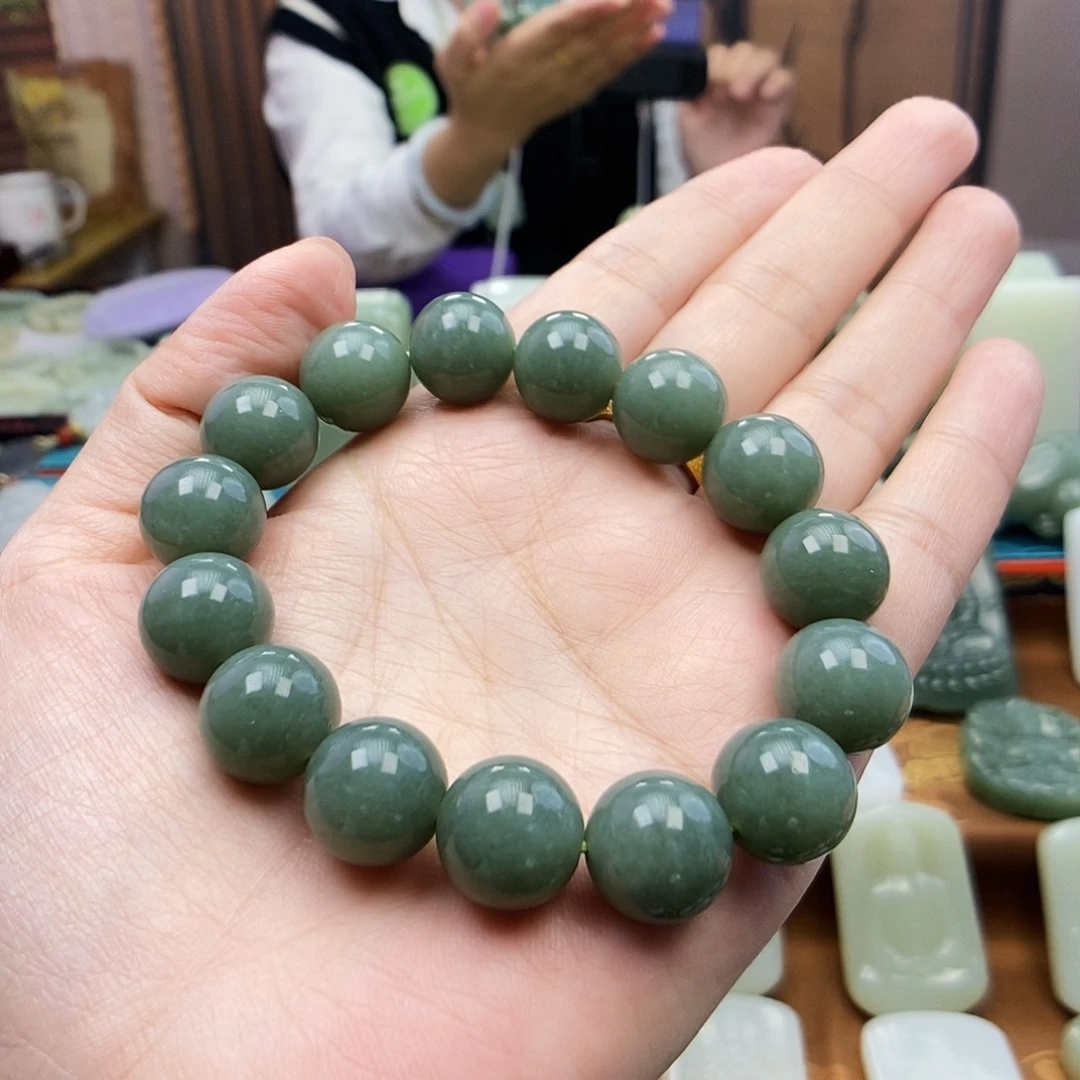 颈饰未镶嵌和田玉孤***涯