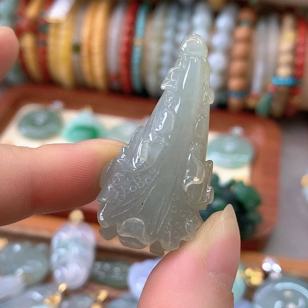 翡翠未镶嵌挂件翡翠挂件