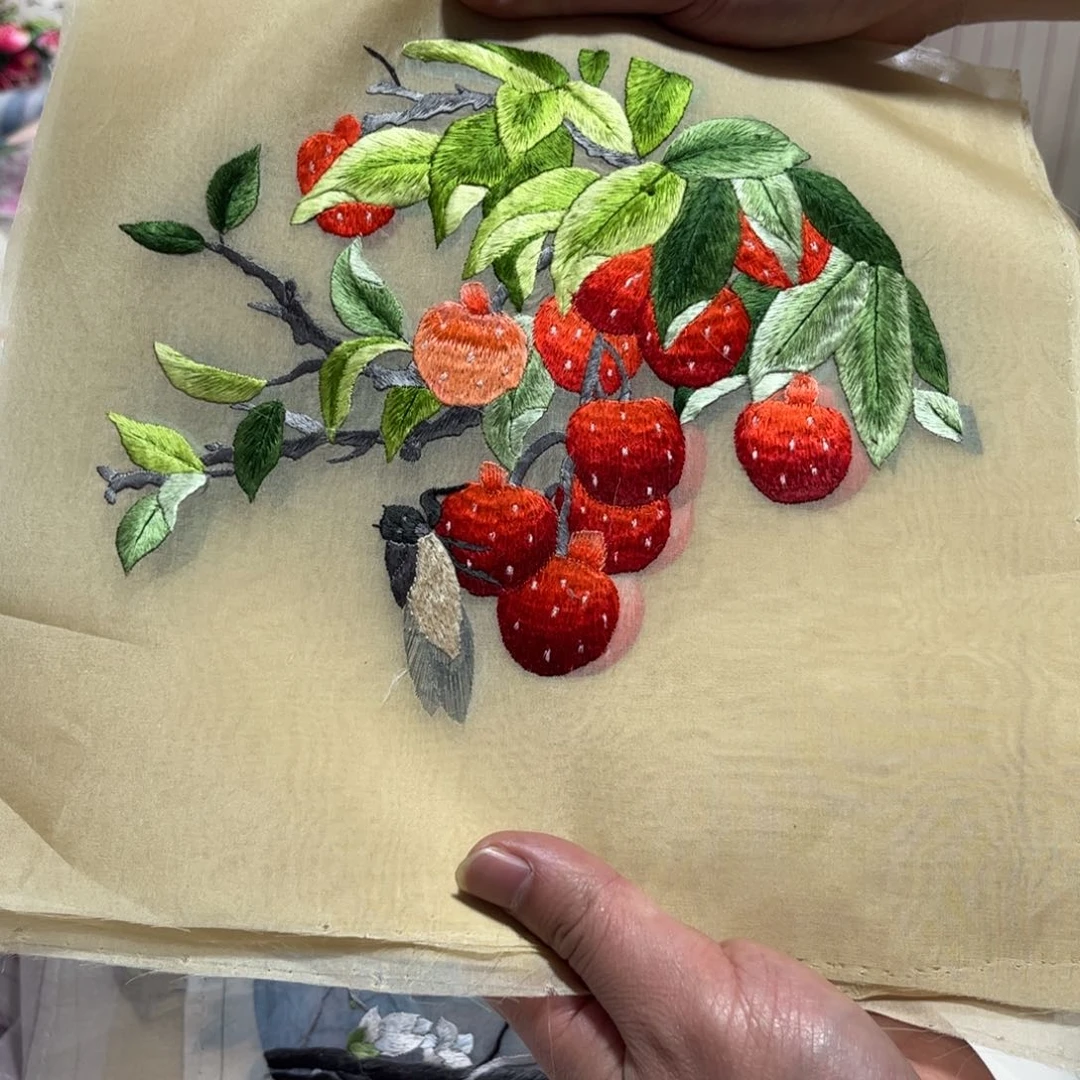 织绣纯手工刺绣陆老师