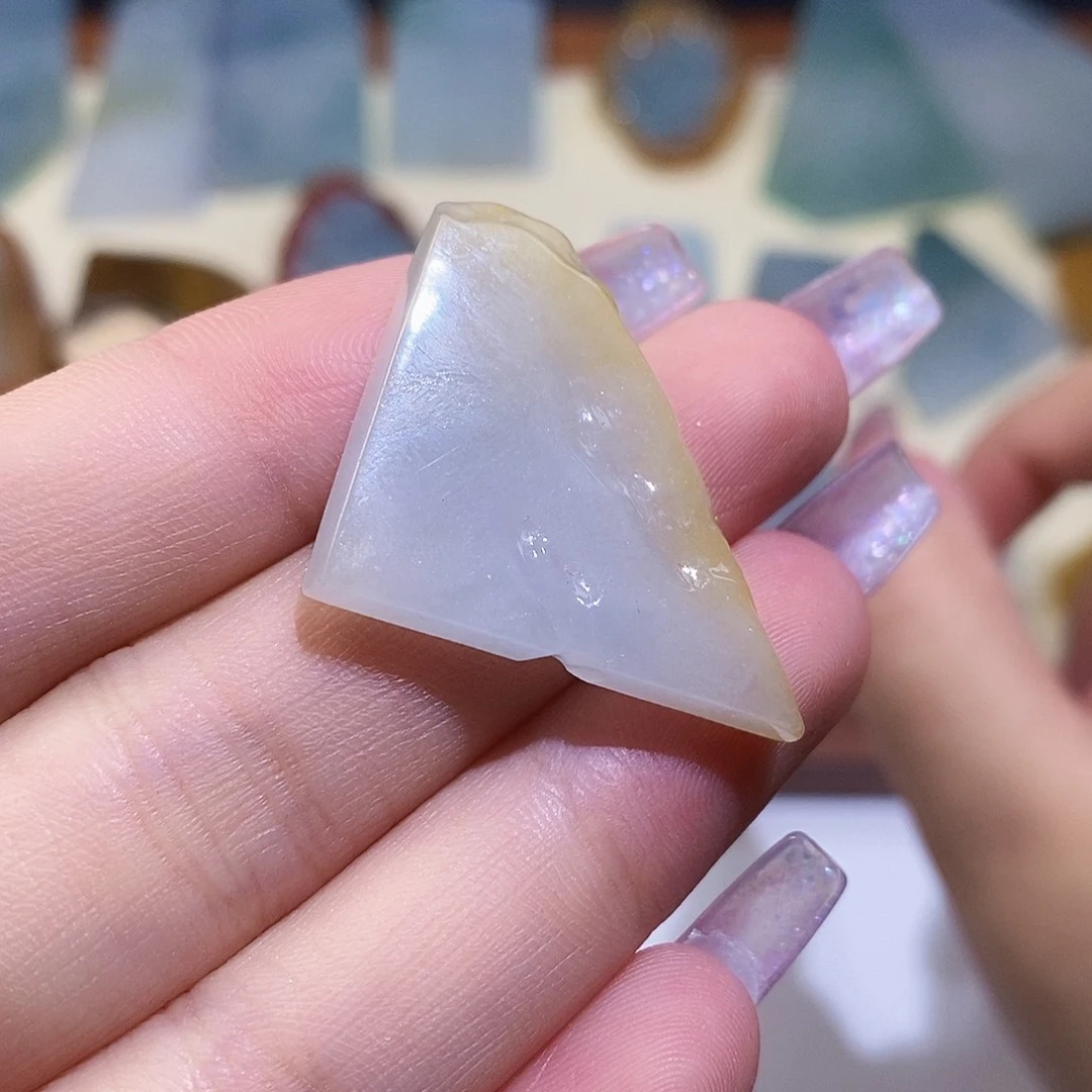 翡翠未镶嵌颈饰111111111