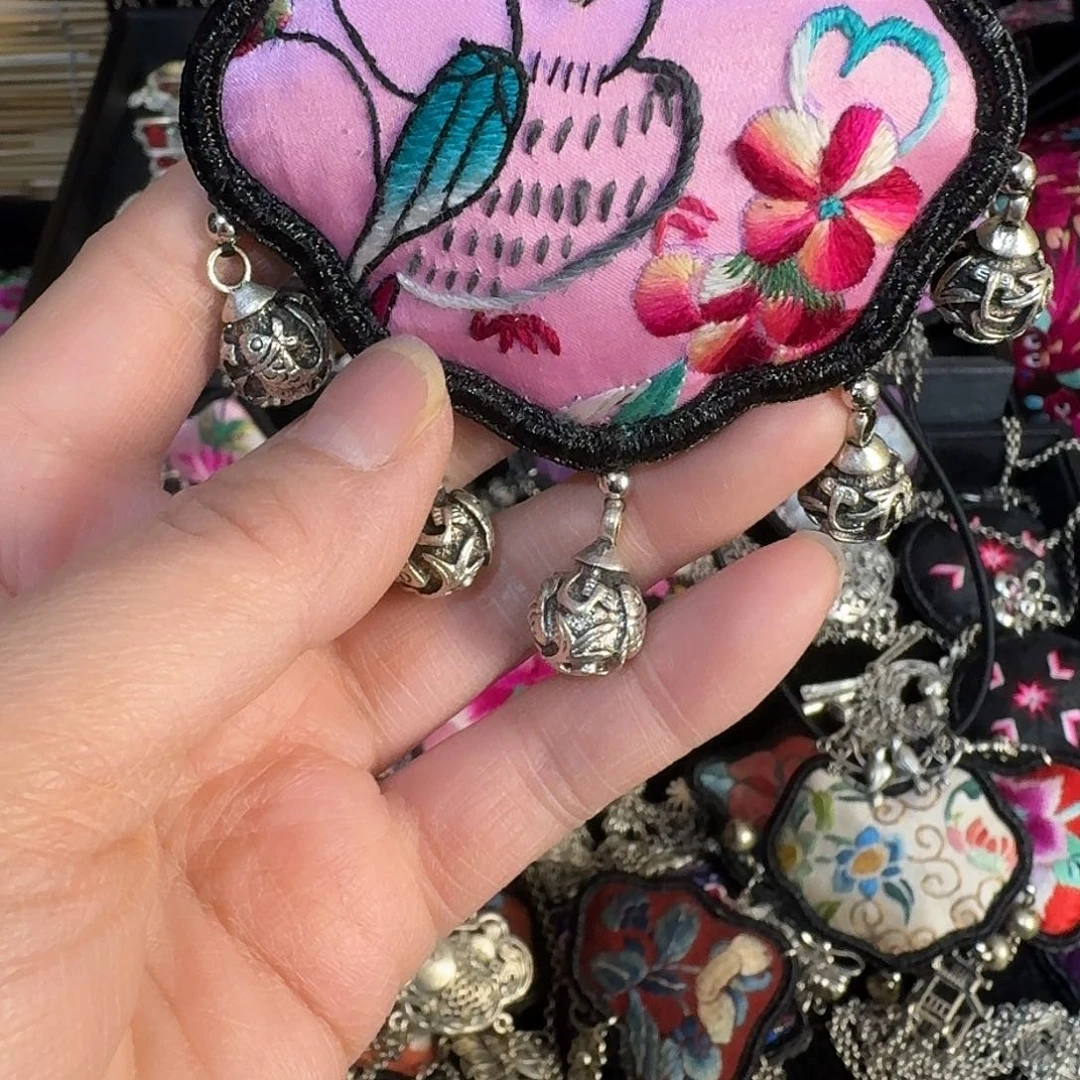 织绣藕*仙民族风刺绣绣包