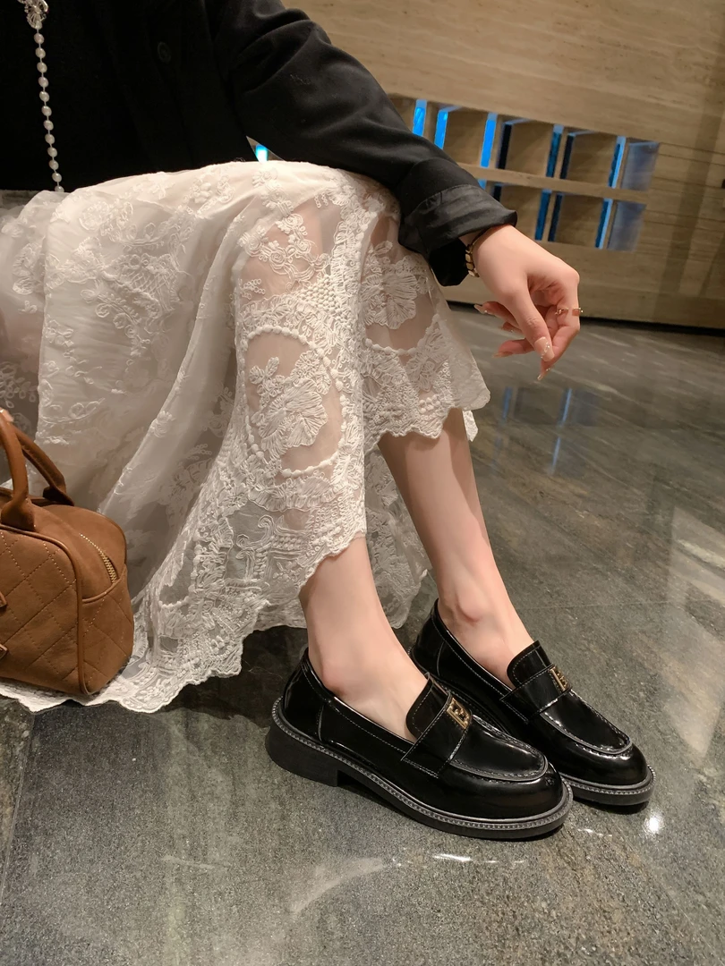 Crape myrtle短靴女2025新款秋冬季厚底粗跟复古英伦风马丁靴百搭