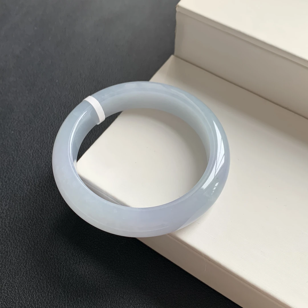 鸣轩翡翠手镯天然A货 正圈54 XM113007