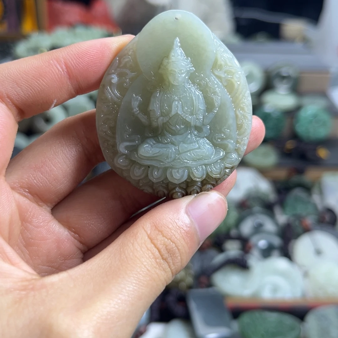 和田玉未镶嵌颈饰
