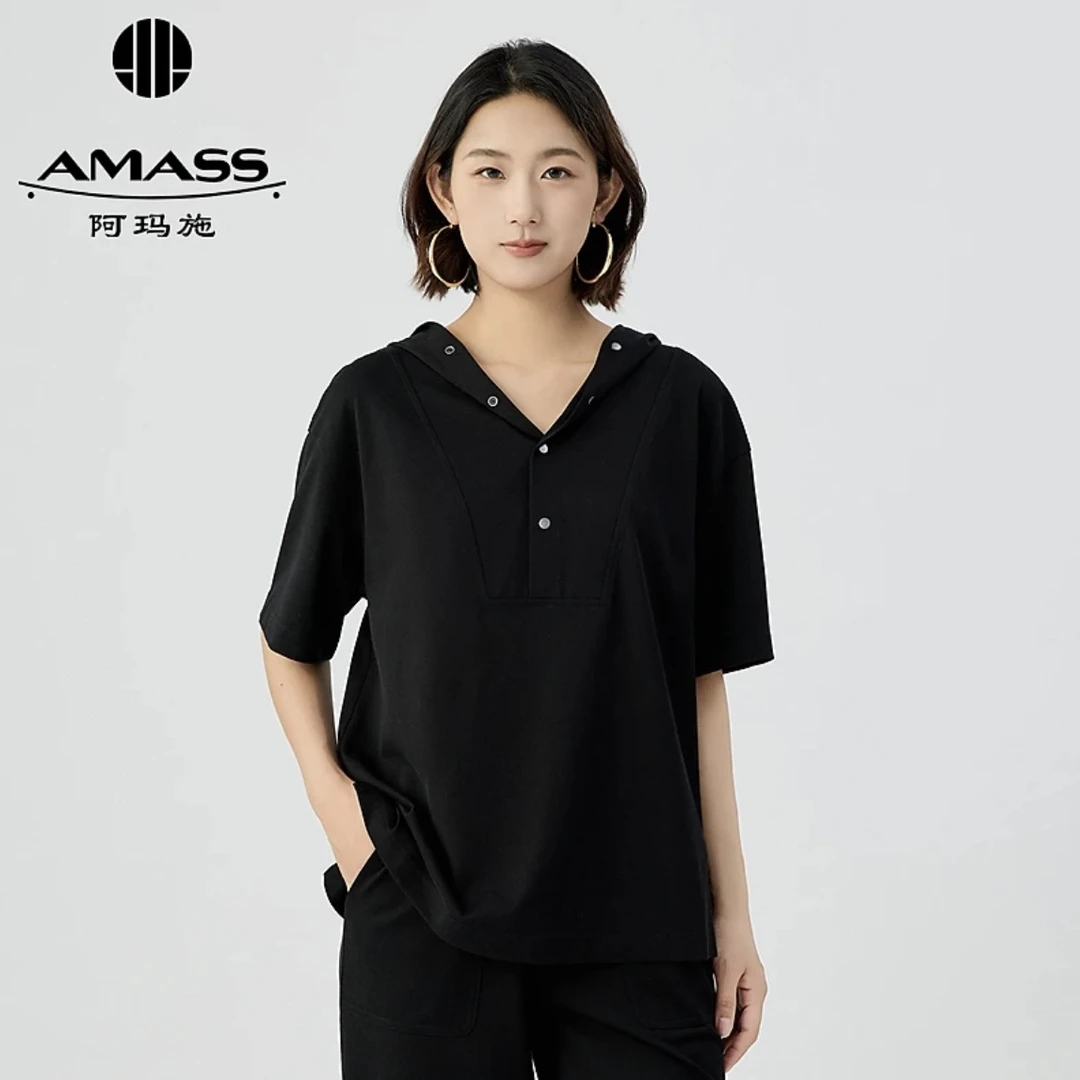 阿玛施AMASS 新款简约休闲轻松连帽按扣翻领宽松短袖上衣女530013