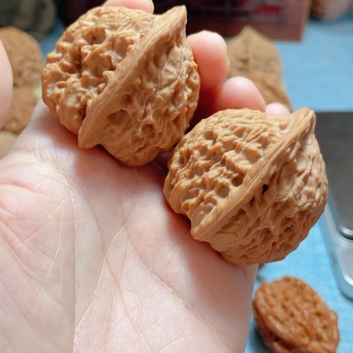 三*～37尺寸原桩红狮子白茬