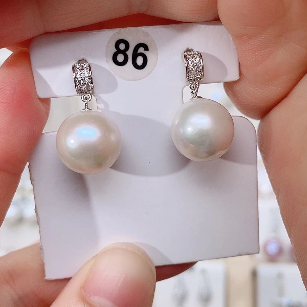 颈饰银S925镶嵌淡水珍珠