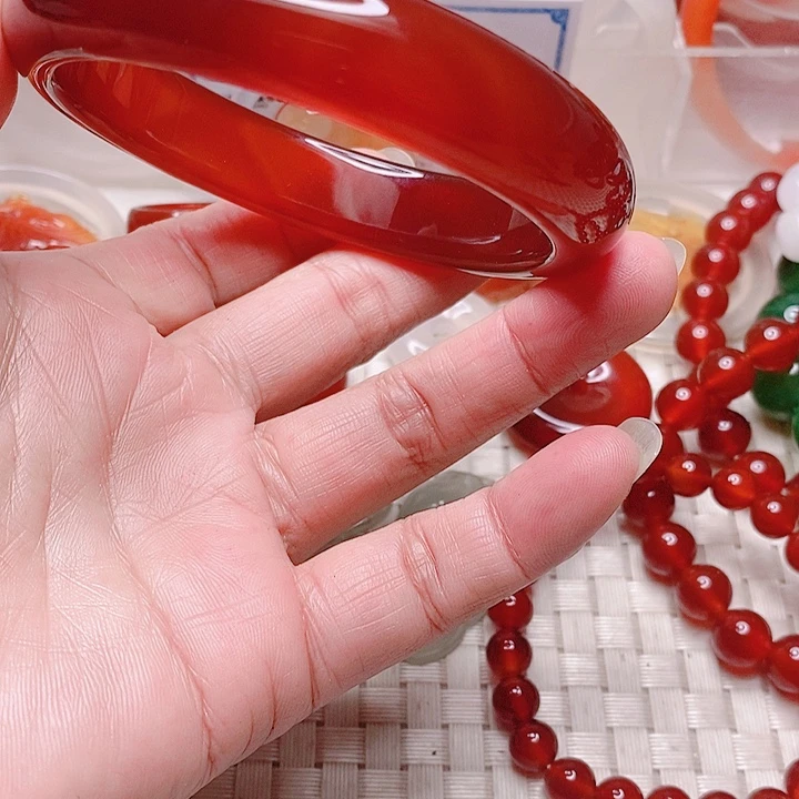 玛瑙/玉髓未镶嵌手镯