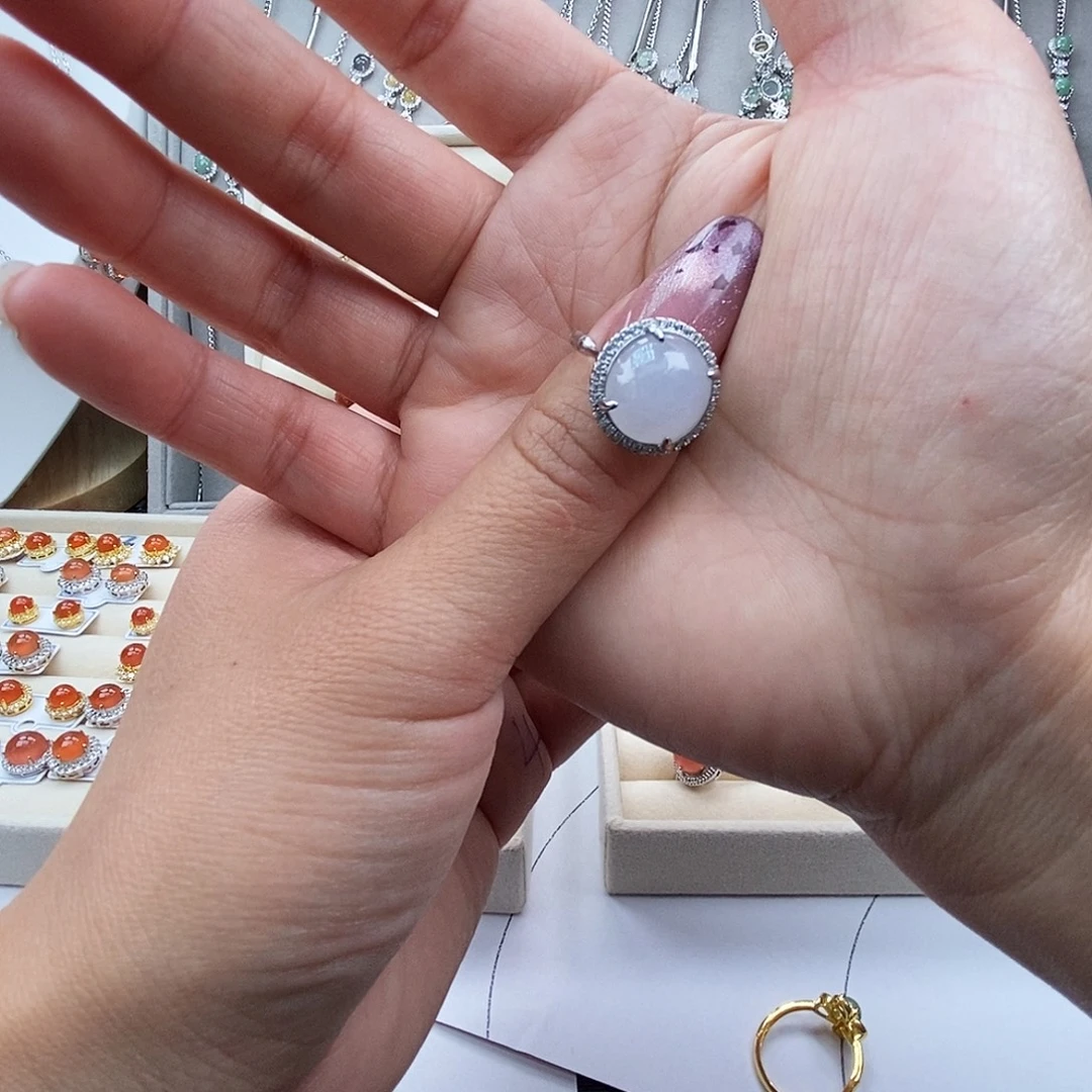 金***）翡翠未镶嵌戒指缅甸