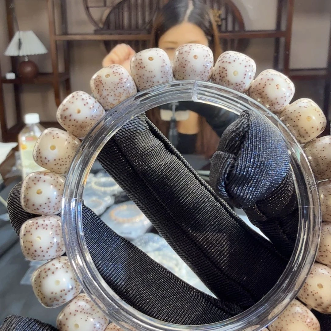 吊坠星月菩提2091