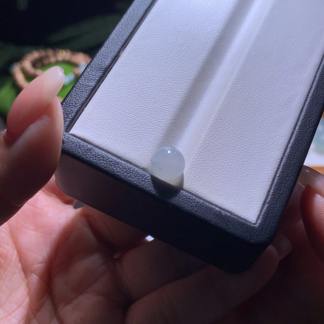 翡翠散珠特价蓝底卡8有纹