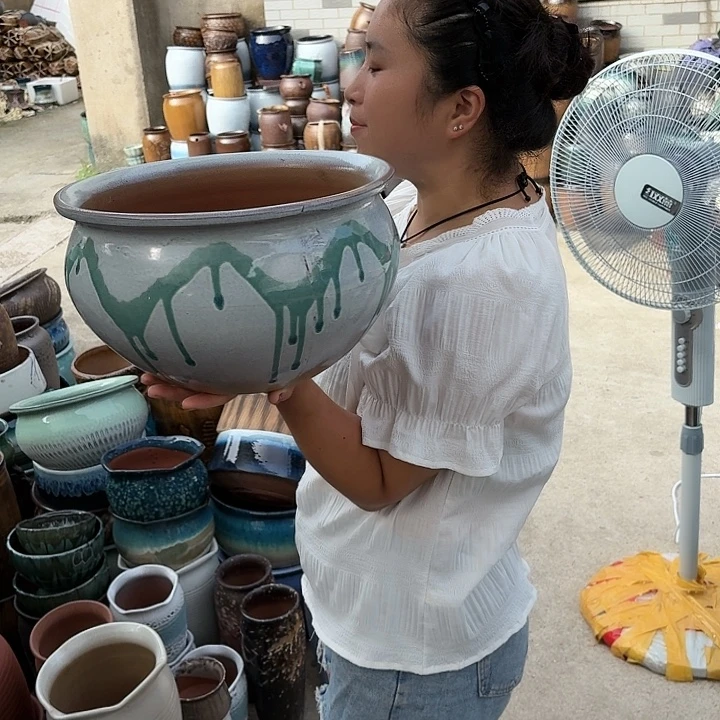 口30高18瑕疵一个盆子。