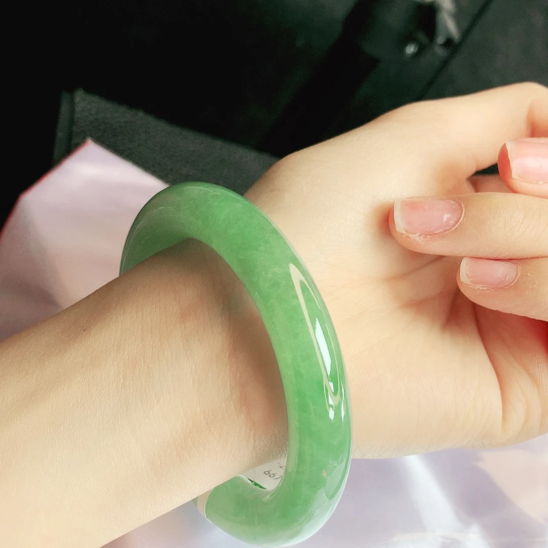 翡翠未镶嵌手镯缅甸天然a货翡翠手镯