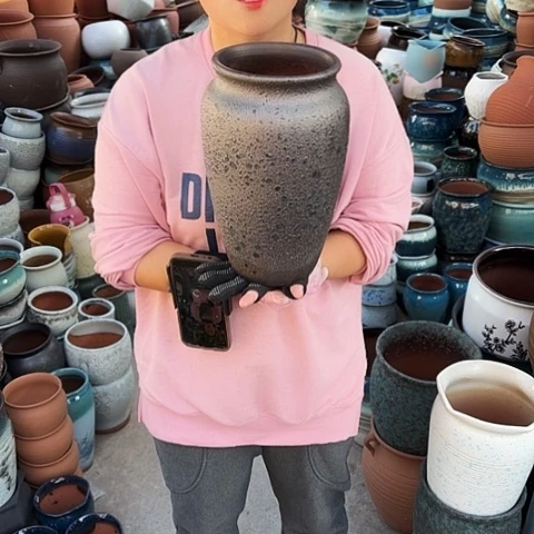 口16高29瑕疵一个。