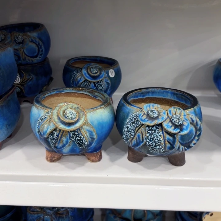 内口9高9左右2个人