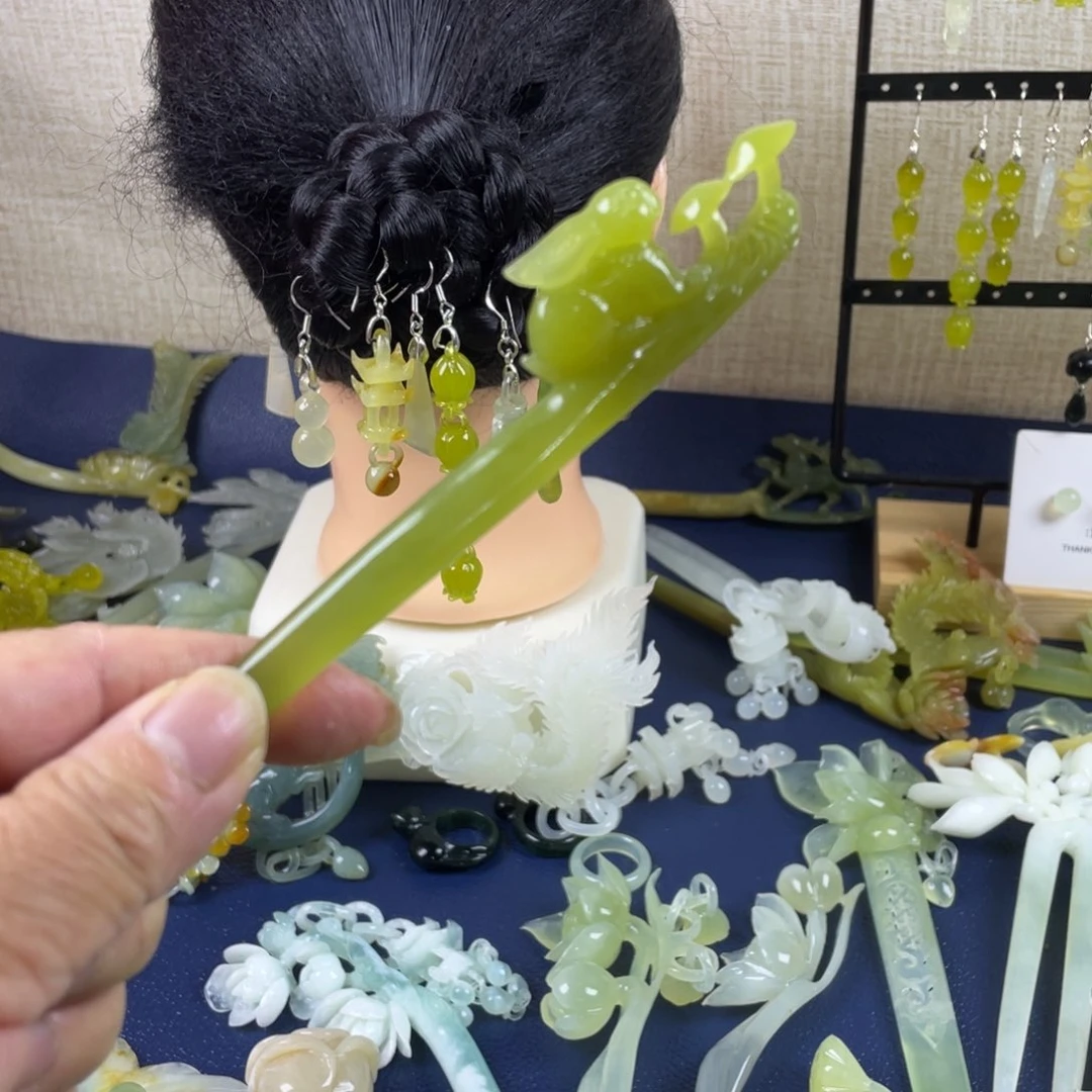 蛇纹石玉未镶嵌发饰