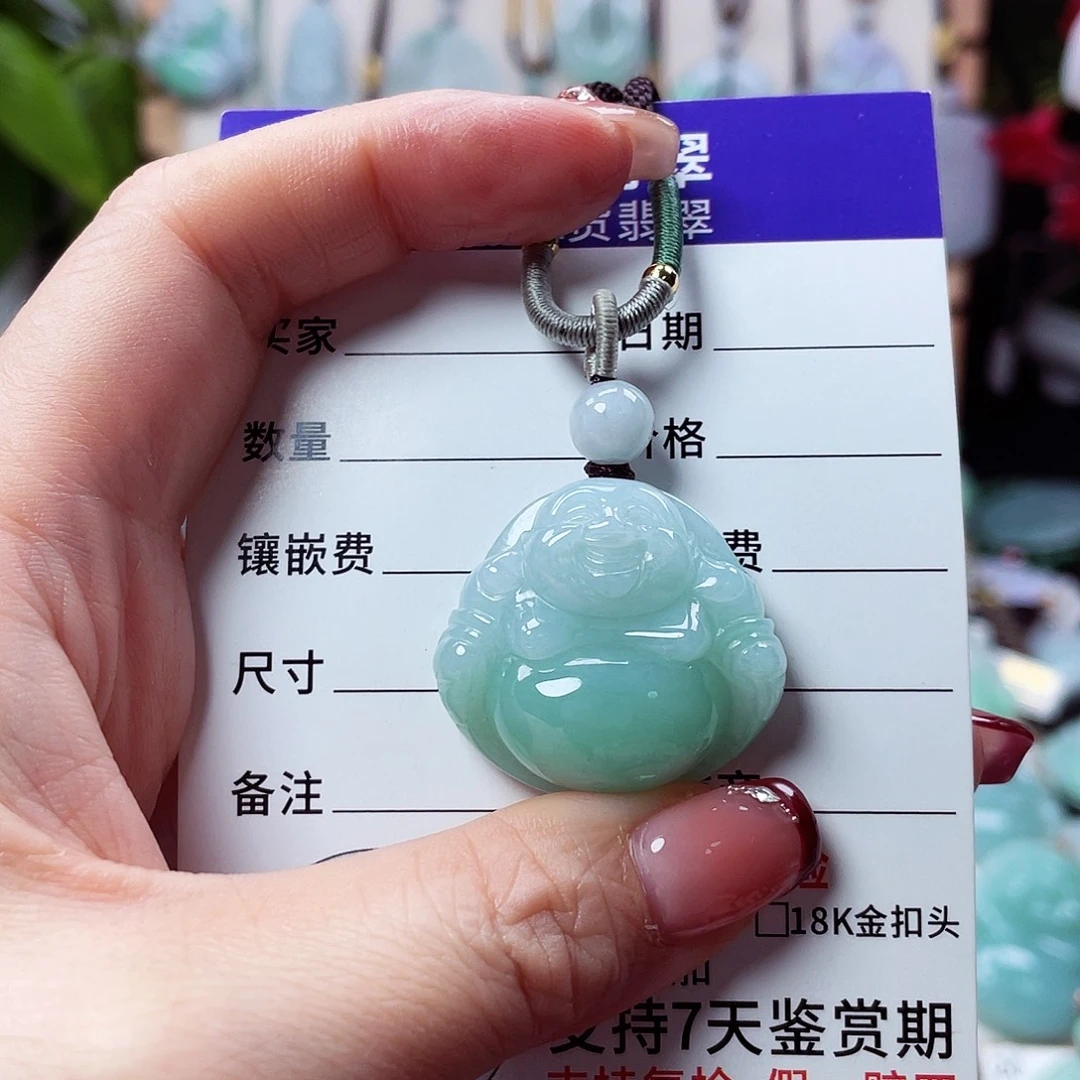 翡翠未镶嵌颈饰佛公38